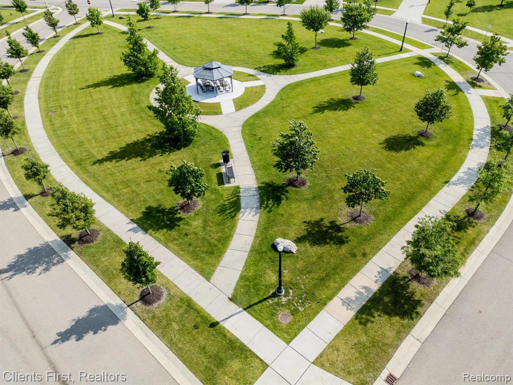 51214 Scarborough Road, Canton, MI 48188 — Photo 35