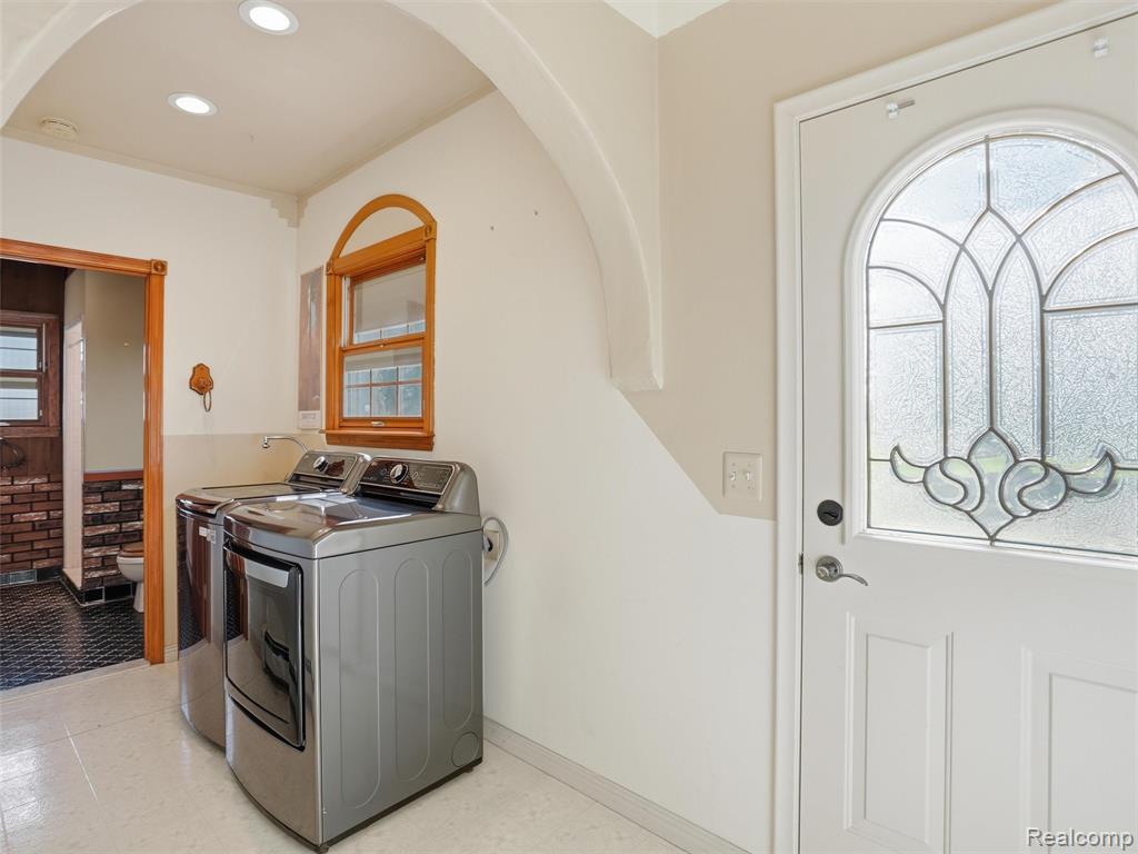 49455 Schoenherr Road, Utica, MI 48315 — Photo 12