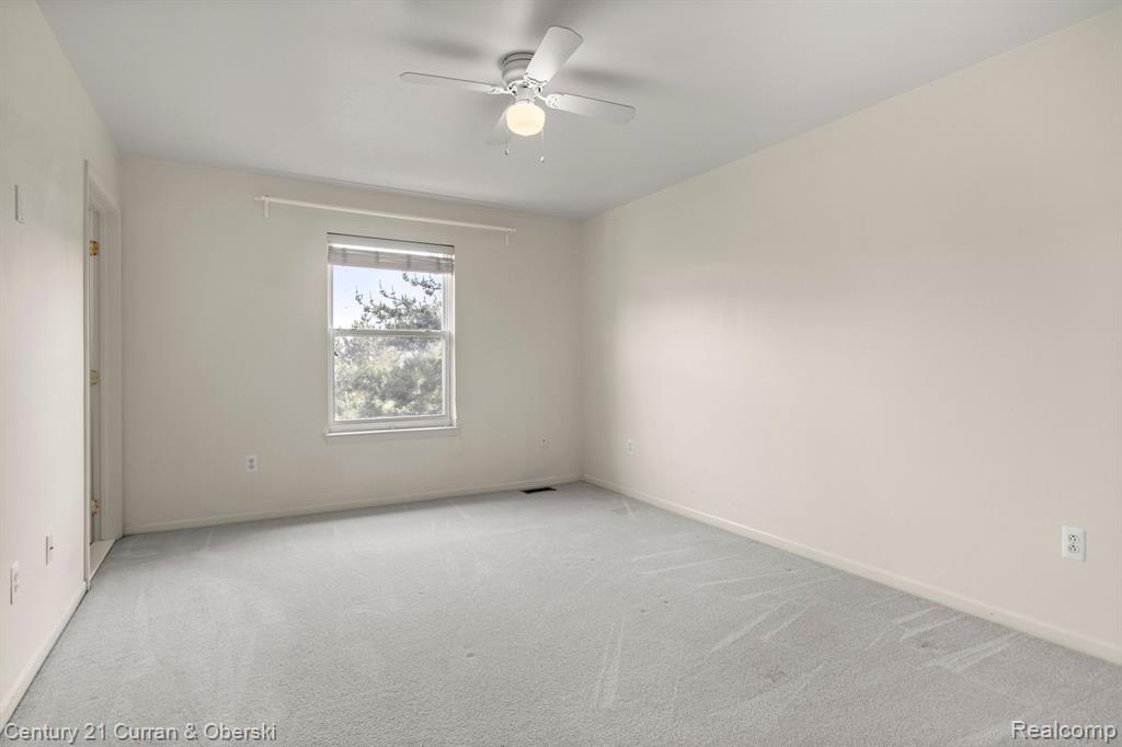 533 CONCORD Drive, Canton, MI 48188 — Photo 21