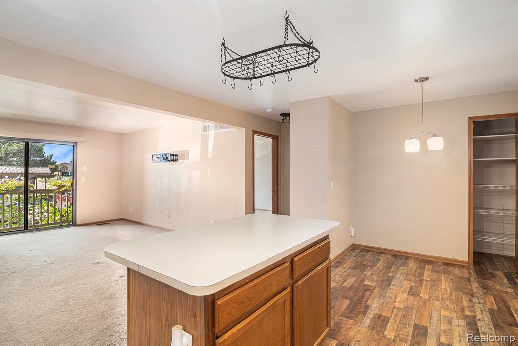45216 Churchill Drive, 8, Macomb, MI 48044 — Photo 7