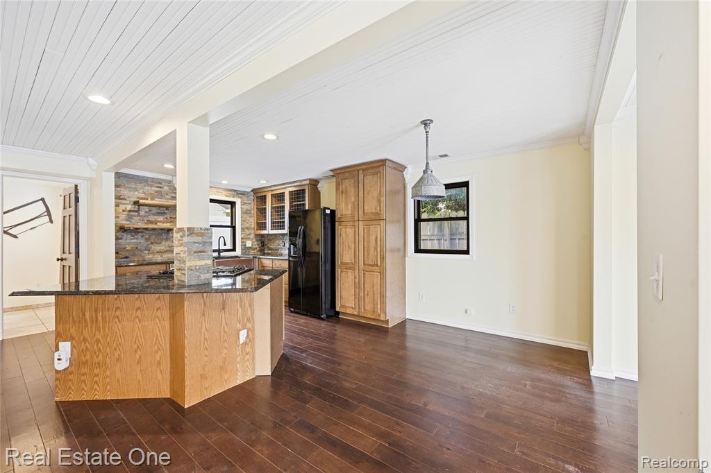 10428 King Road, Davisburg, MI 48350 — Photo 33