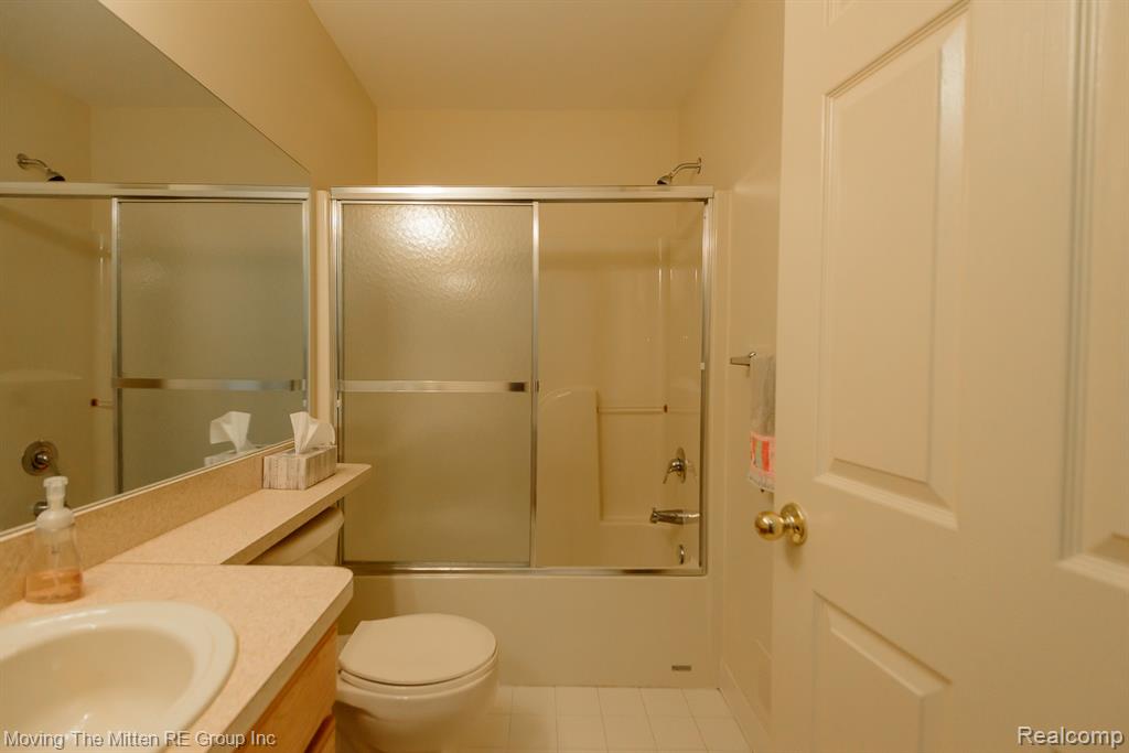 1856 N Kenwyck Drive, Ypsilanti, MI 48198 — Photo 23