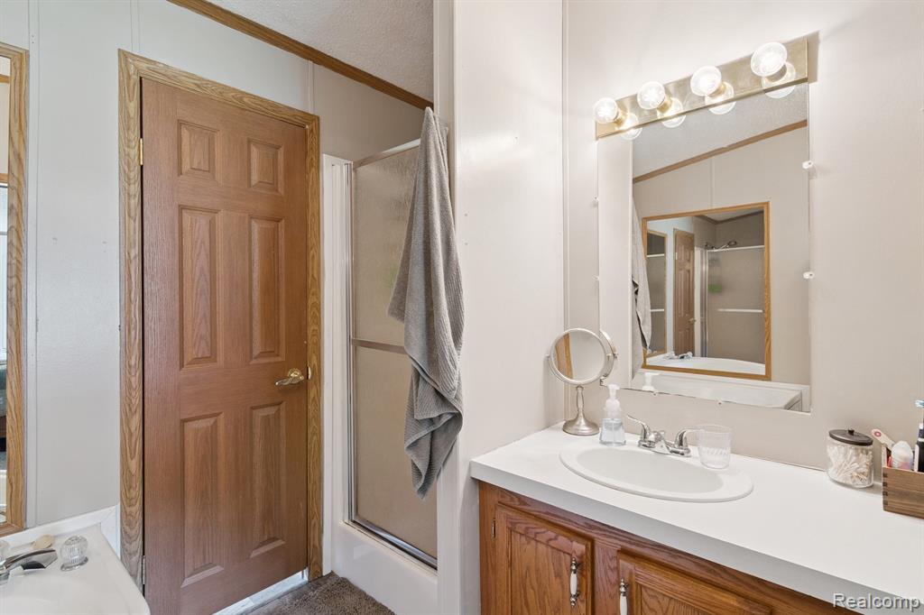 9550 Kinch Road, Jackson, MI 49201 — Photo 16