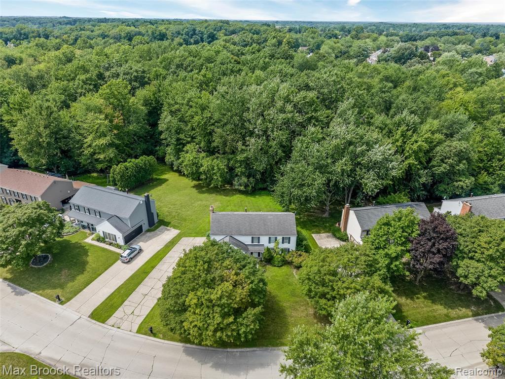 5495 Kingsfield Drive, West Bloomfield, MI — Photo 51