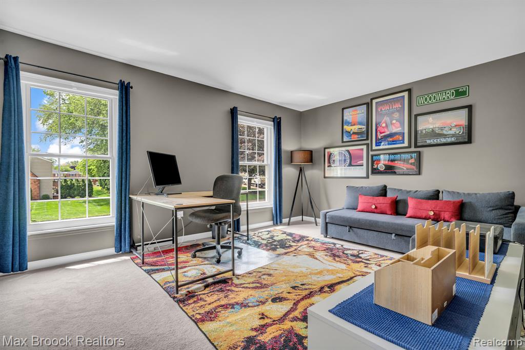 591 S Spinningwheel Lane, Bloomfield Hills, MI 48304 — Photo 24