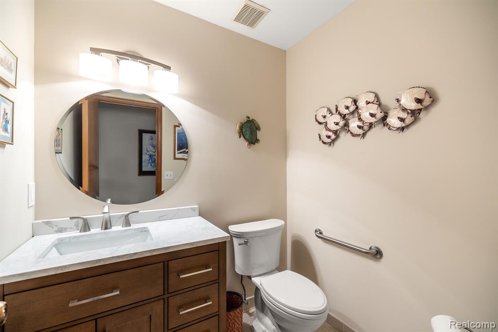 4237 SAWGRASS Drive, Bloomfield Hills, MI 48302 — Photo 21