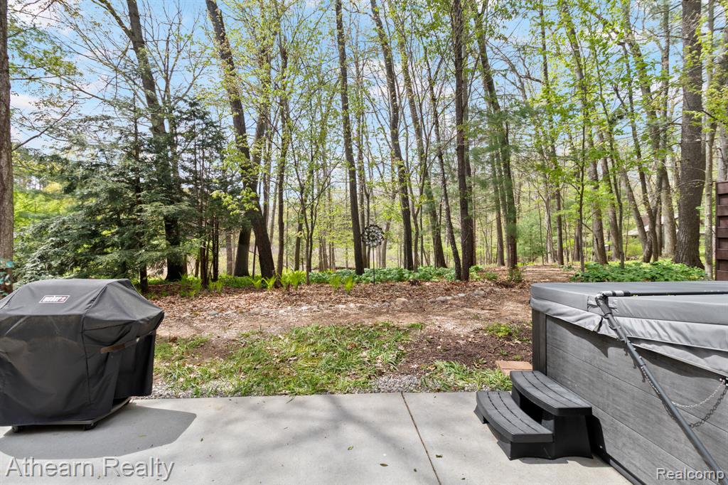 5126 Braddock Court, Brighton, MI 48114 — Photo 15