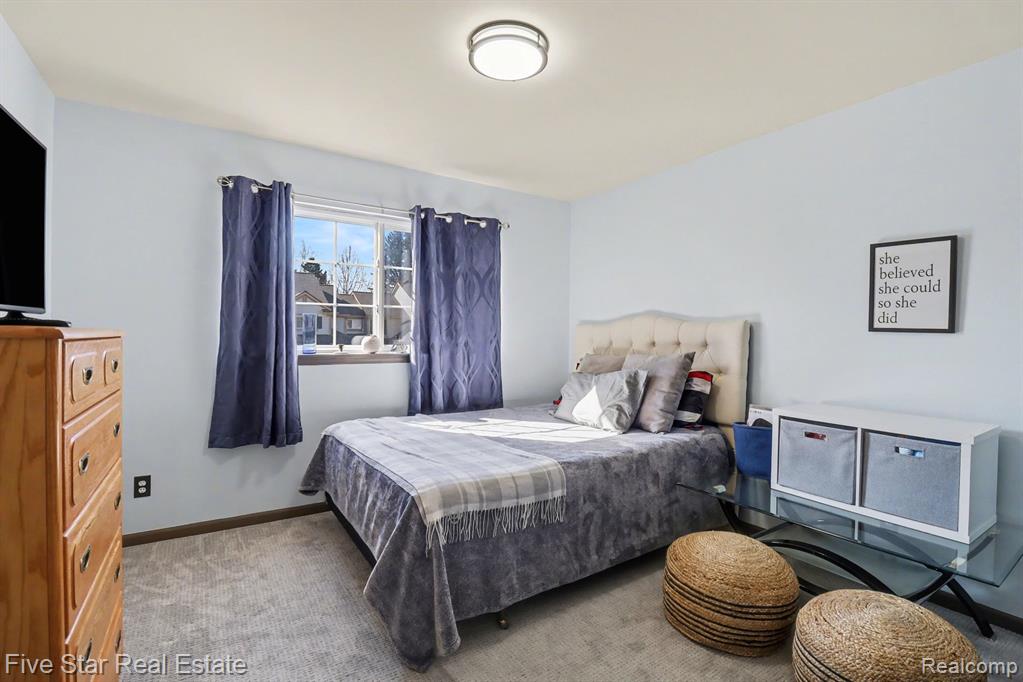 153 S Vista, Auburn Hills, MI 48326 — Photo 14