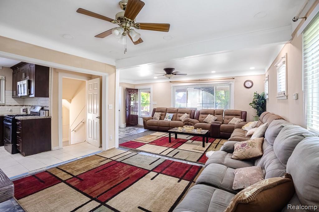 4663 Mead Street N, Dearborn, MI 48126 — Photo 7