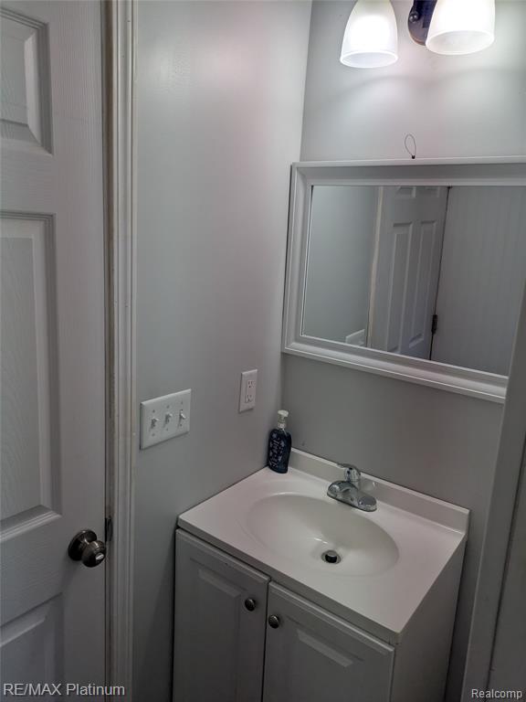 516 Factory Factory Street, Howell, MI 48843 — Photo 11