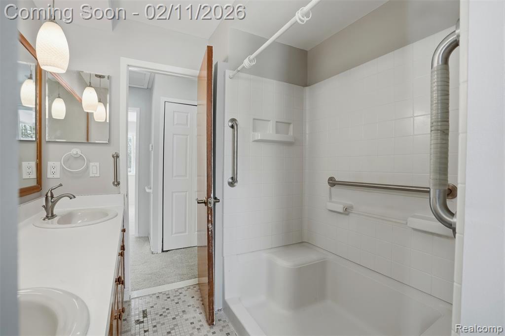 966 Nancy Ann Drive, Howell, MI 48855 — Photo 17