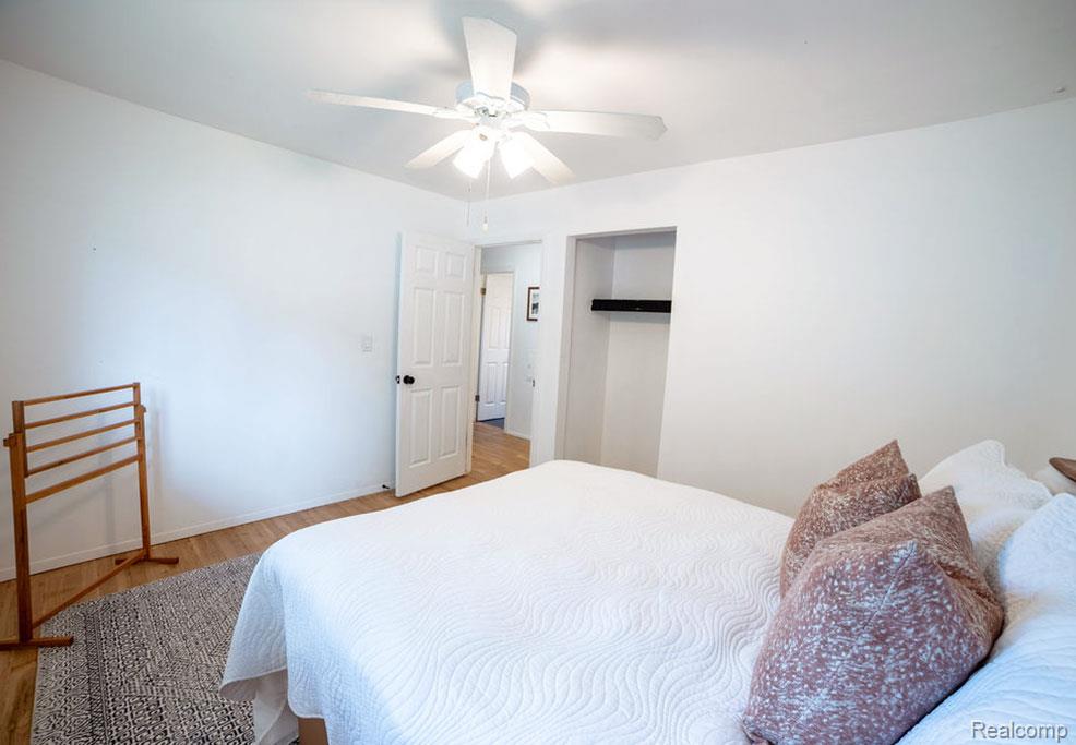 8220 Rivard Avenue, Warren, MI 48089 — Photo 14