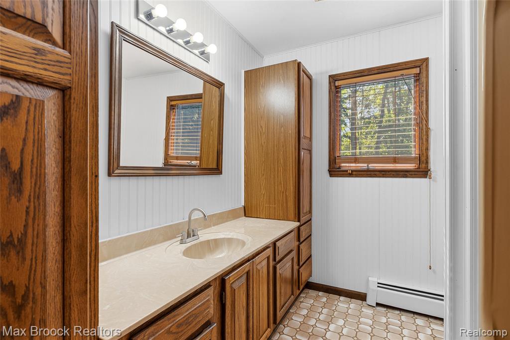892 W Barnes Lake Road, Columbiaville, MI 48421 — Photo 16