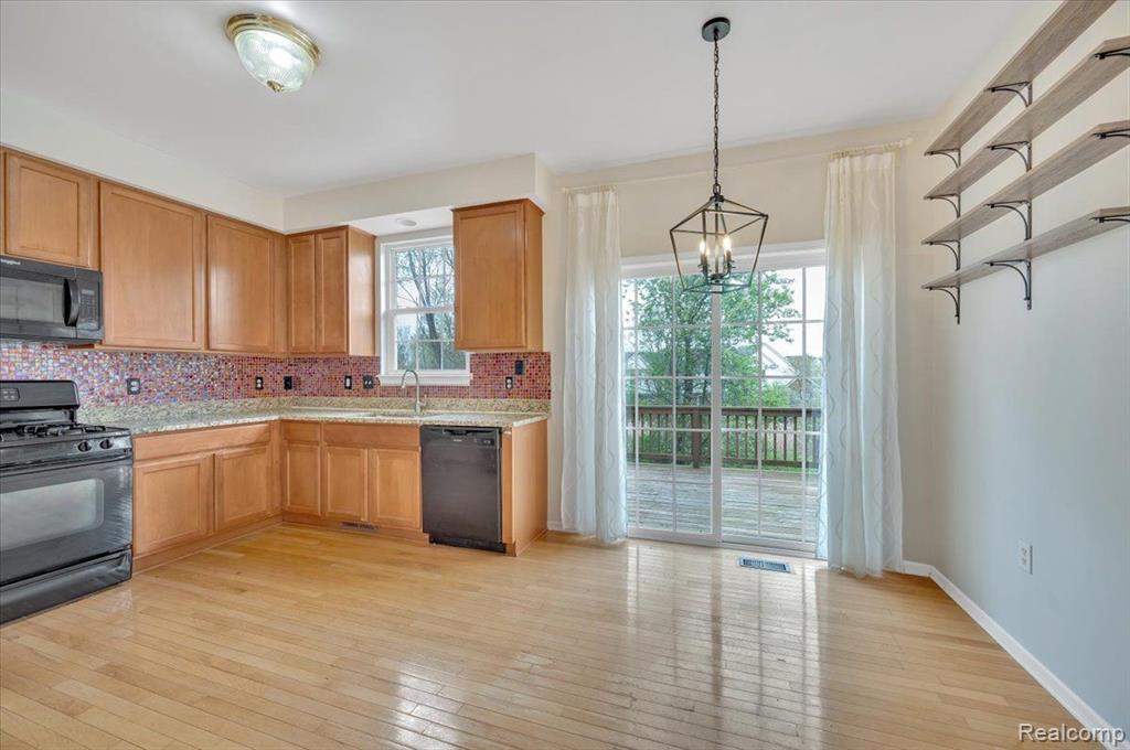 41868 YEATS Drive, Novi, MI 48377 — Photo 17