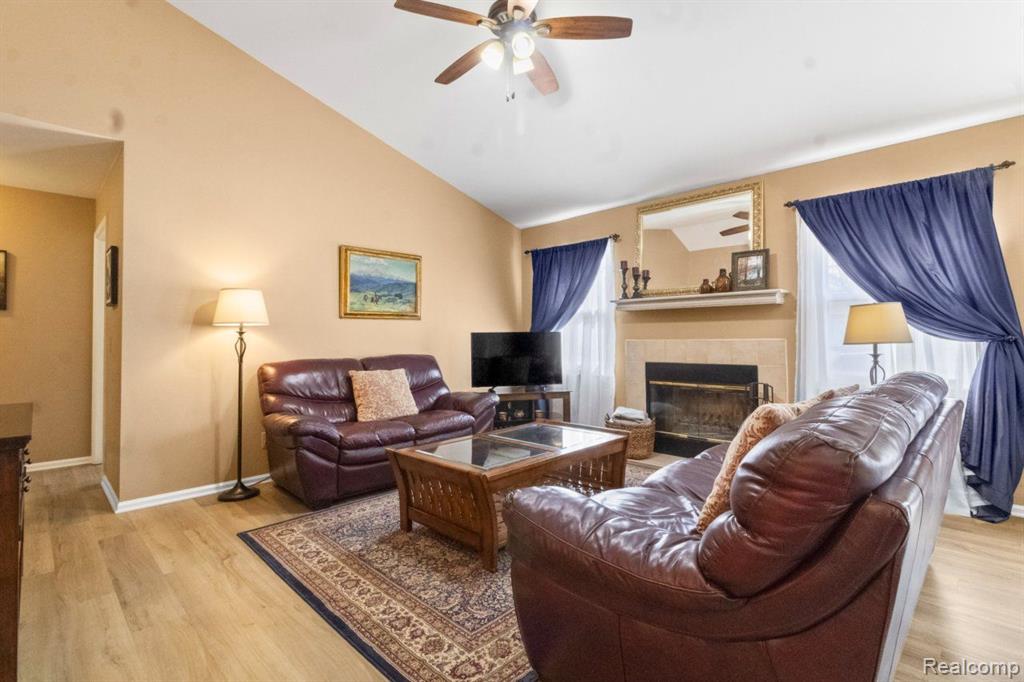736 PINE TREE Road, Lake Orion, MI 48362 — Photo 5