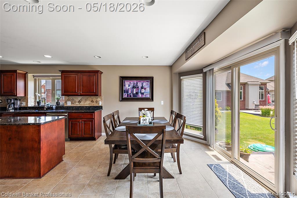 16532 Moore Park Road, Macomb, MI 48044 — Photo 12