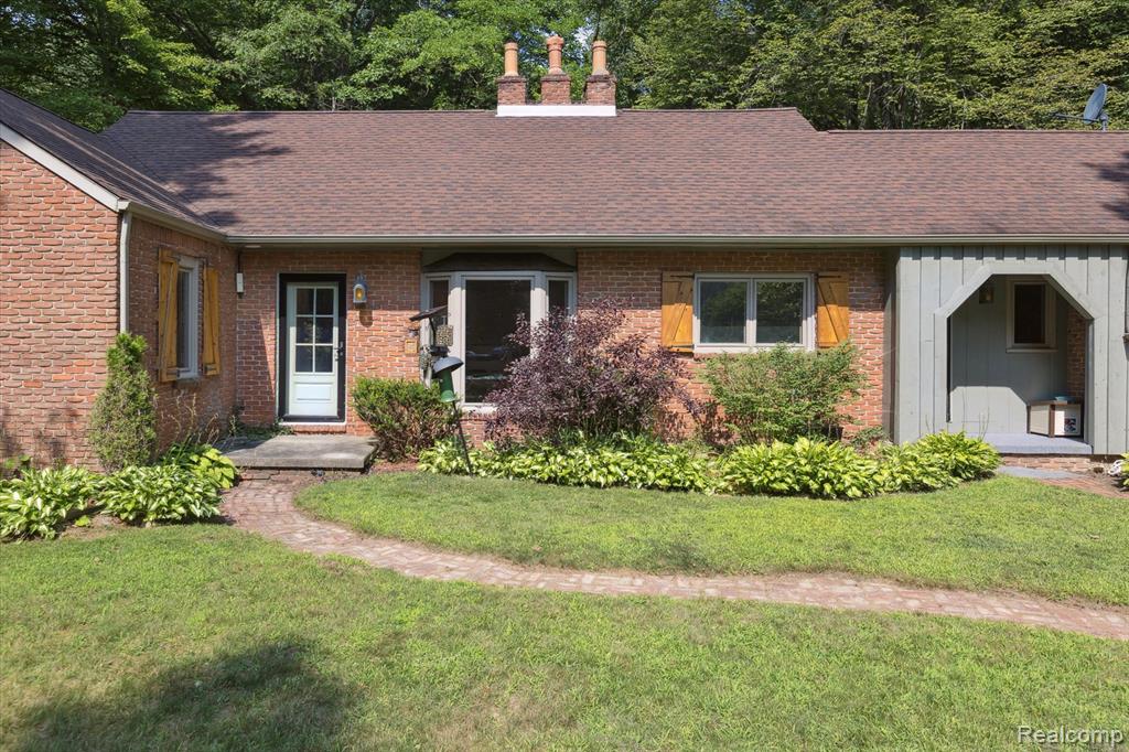 4224 Country Road, Otter Lake, MI 48464 — Photo 4