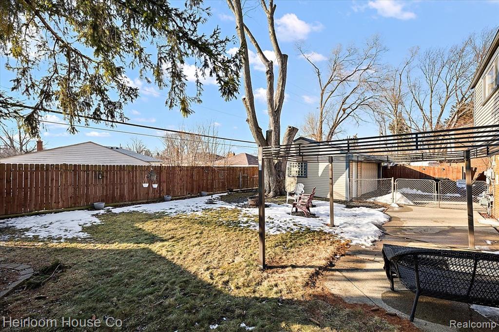 8915 Sioux, Redford, MI 48239 — Photo 7