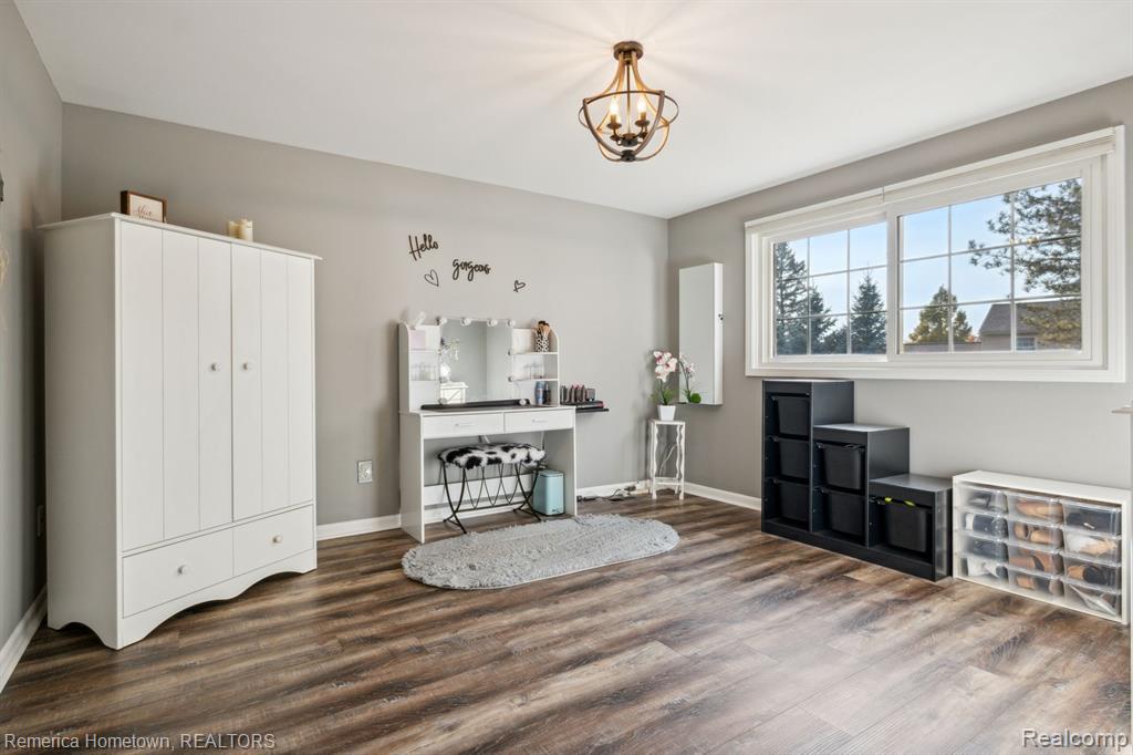 9829 N Canton Center Road, Plymouth, MI 48170 — Photo 19