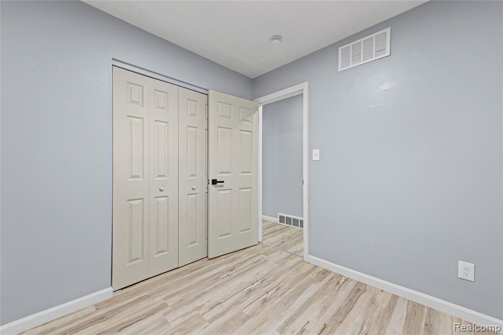 7218 Superior, Center Line, MI 48015 — Photo 15