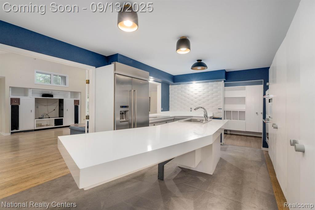 5118 Vincennes Court, Bloomfield Hills, MI 48302 — Photo 14