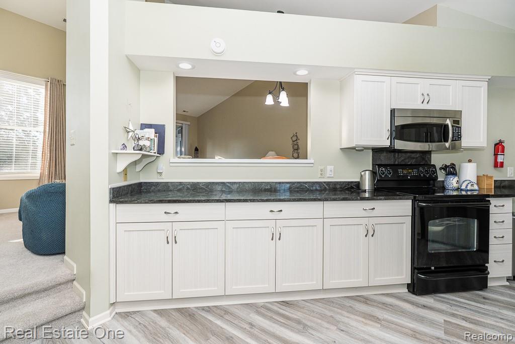 1903 Eagle Pointe, Bloomfield Hills, MI 48304 — Photo 19