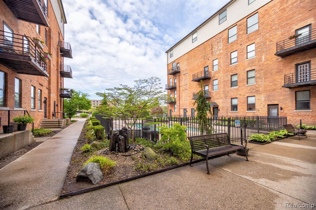 6533 E Jefferson Avenue, 3 (apt 113), Detroit, MI 48207 — Photo 33