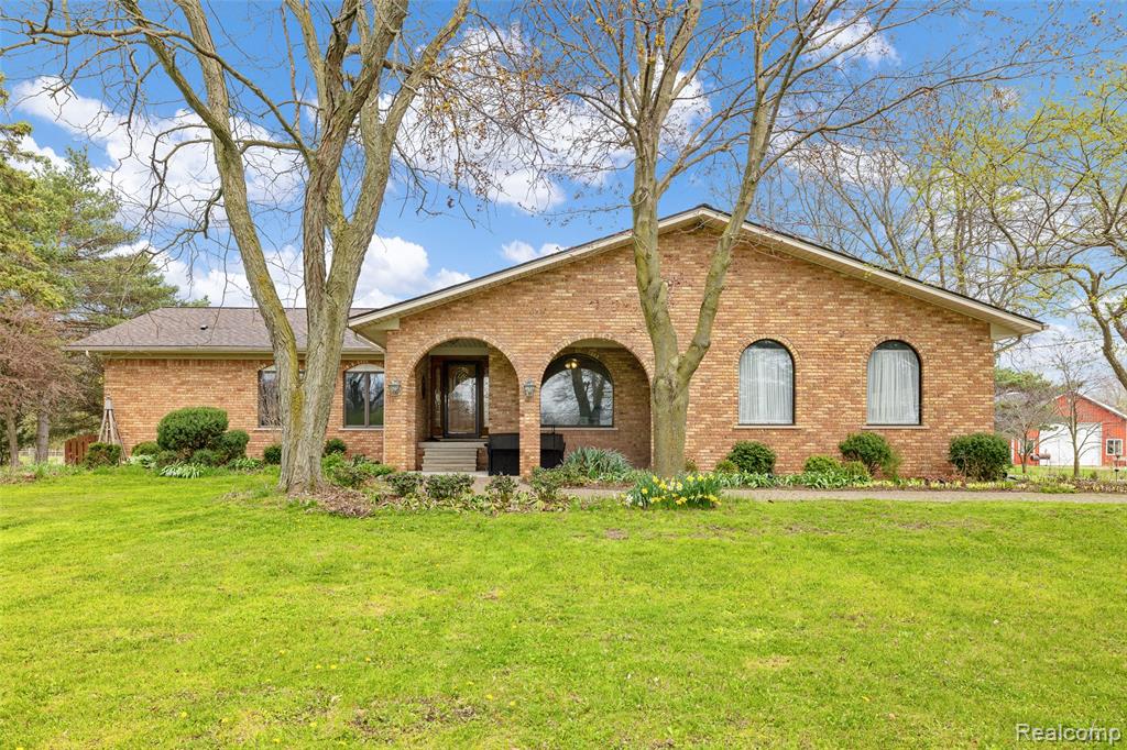 4425 Bethuy Road, Casco, MI 48064 — Photo 10