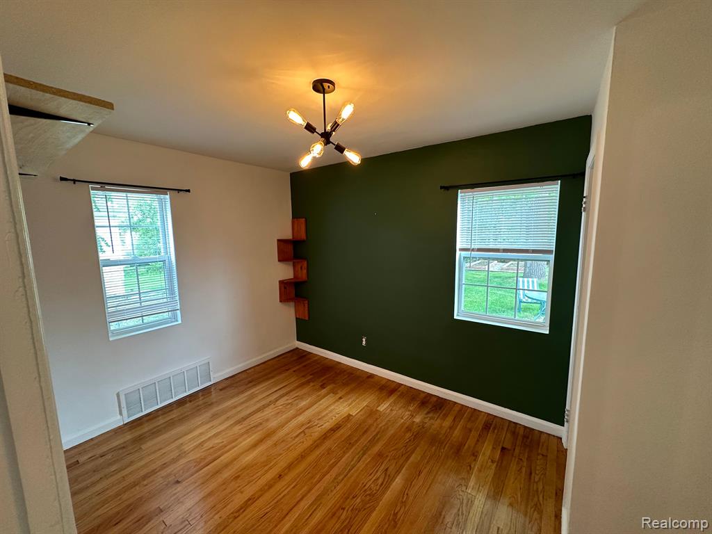 40 SMITH, Lake Orion, MI 48362 — Photo 10