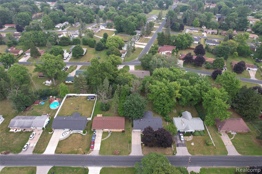 2971 Welland Drive, Saginaw, MI 48601 — Photo 14