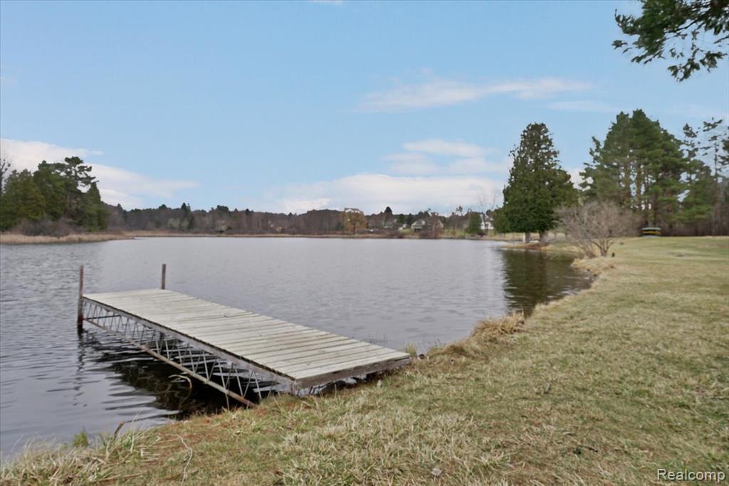 1365 Thistleridge, Groveland, MI 48442 — Photo 39