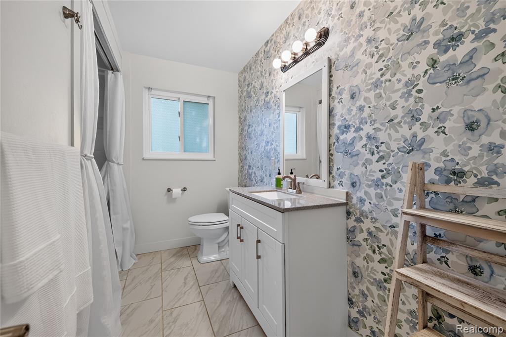 28731 Elbamar Drive, Grosse Ile, MI 48138 — Photo 18