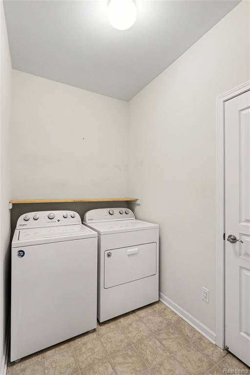 9444 Saint Andrews Drive, Grand Blanc, MI 48439 — Photo 17