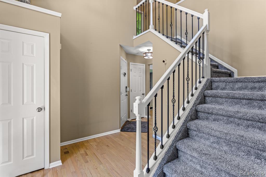 48464 GREENWICH Lane, Canton, MI 48188 — Photo 6