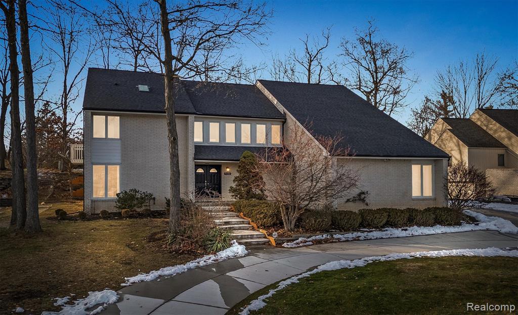 5322 Pond Bluff Drive, West Bloomfield, MI 48323 — Photo 3