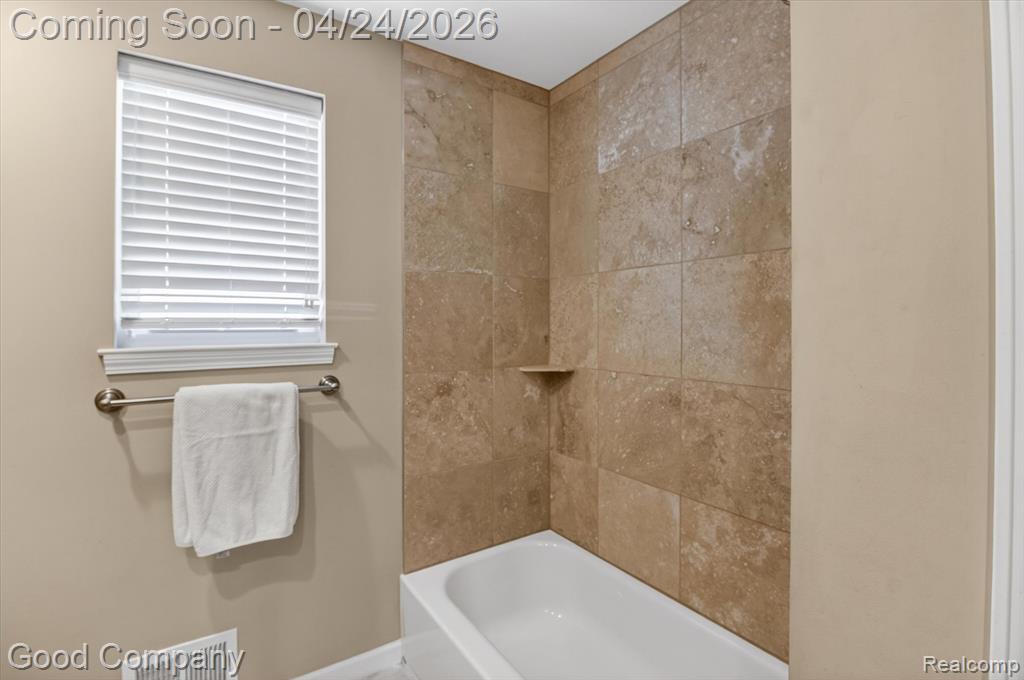 627 Kayser Avenue, Royal Oak, MI 48067 — Photo 35