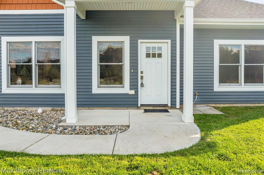 6300 HAZARD Road, Fenton, MI 48430 — Photo 28