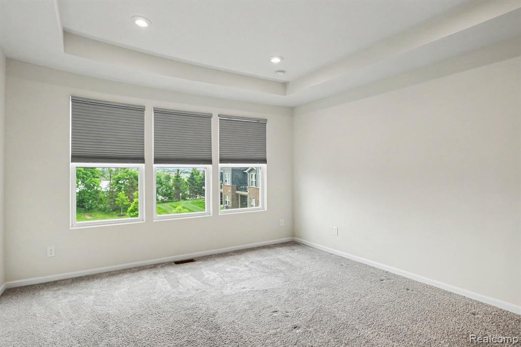 4871 Broomfield Way, Lake Orion, MI — Photo 19