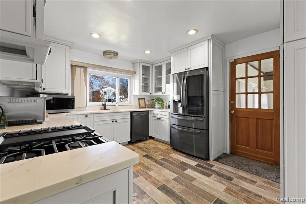 18131 Magnolia Avenue - Photo 4