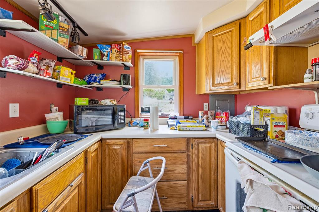 5842 Woodland Drive, Lake, MI 48632 — Photo 16