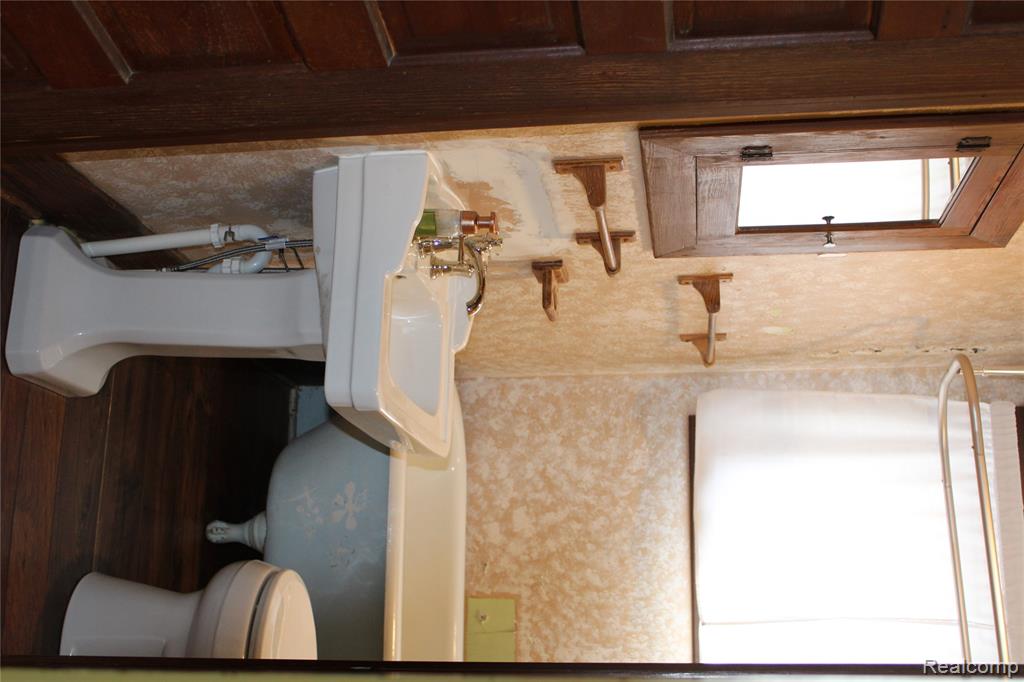 209 Maple Street, Almont, MI 48003 — Photo 27