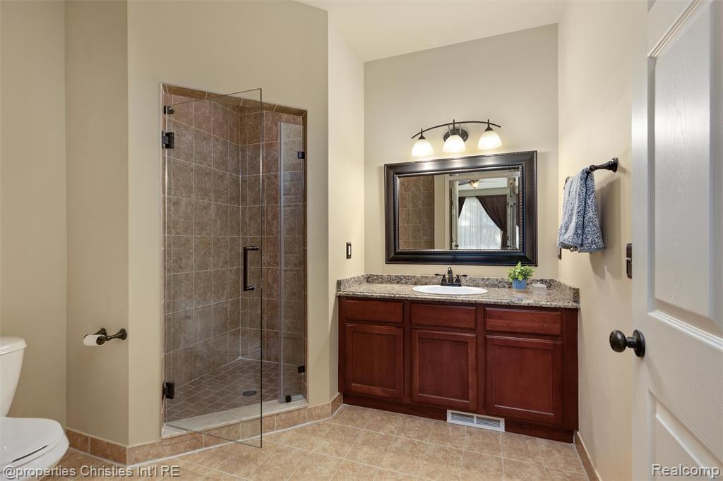 44136 Orion Drive, Sterling Heights, MI 48314 — Photo 17