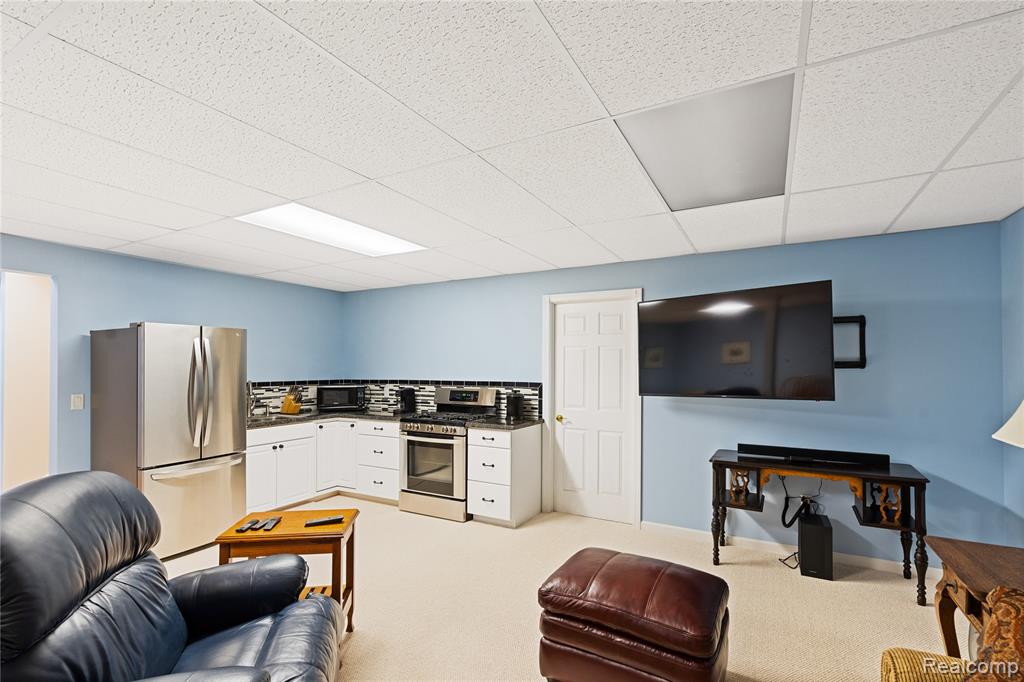 945 Saint James Park Avenue, Monroe, MI 48161 — Photo 39