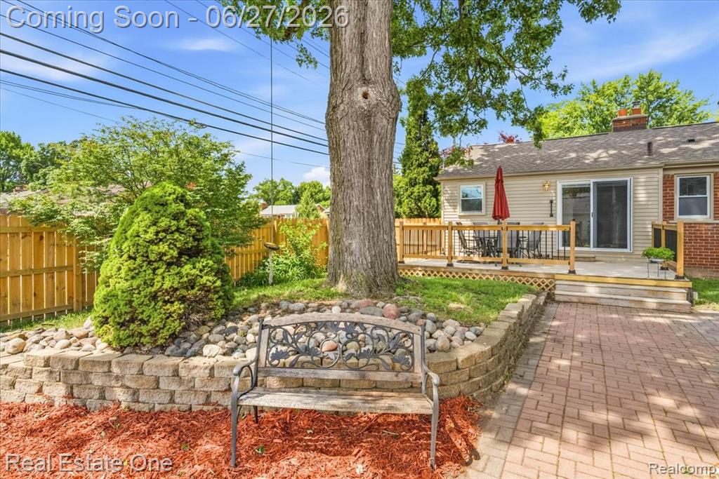 9900 Brookfield Street, Livonia, MI 48150 — Photo 7