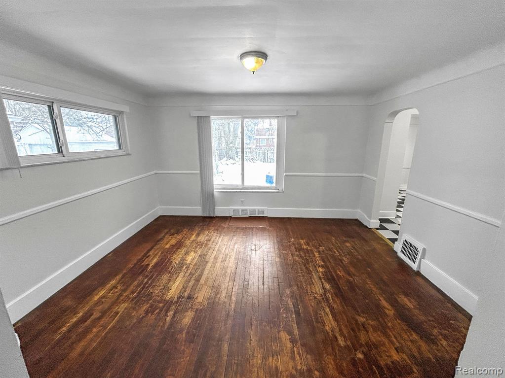 5966 COURVILLE Street, Detroit, MI 48224 — Photo 5