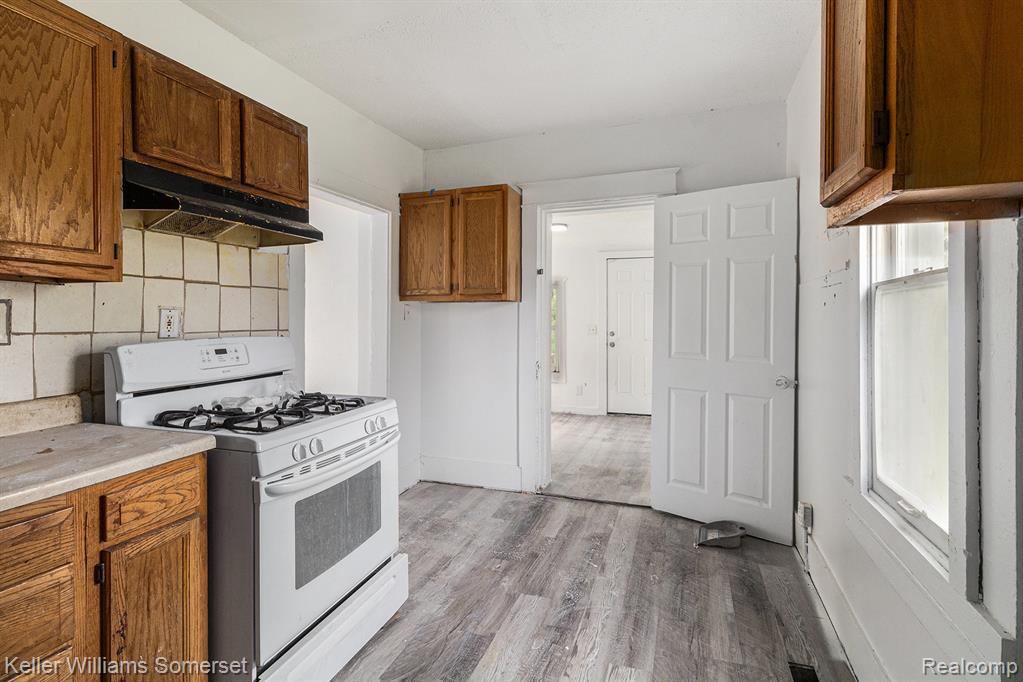 455 Irwin Avenue, Pontiac, MI 48341 — Photo 10