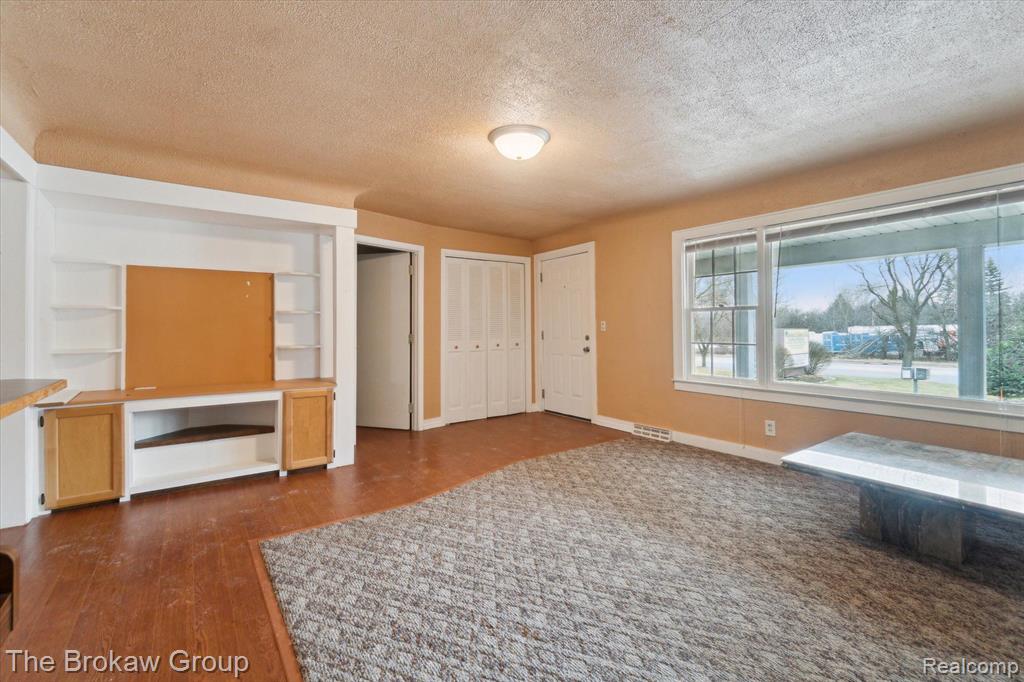 4212 LENNON Road, Flint, MI 48507 — Photo 50