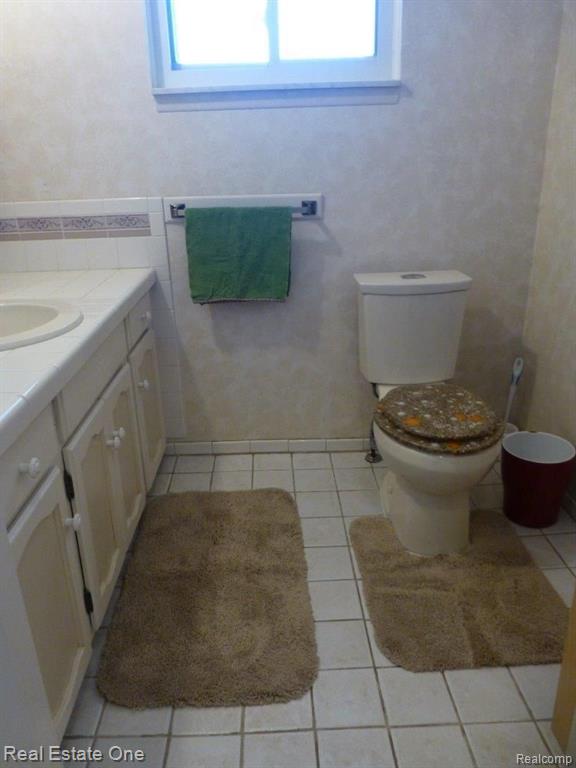 5837 FOLKSTONE Drive, Troy, MI 48085 — Photo 37