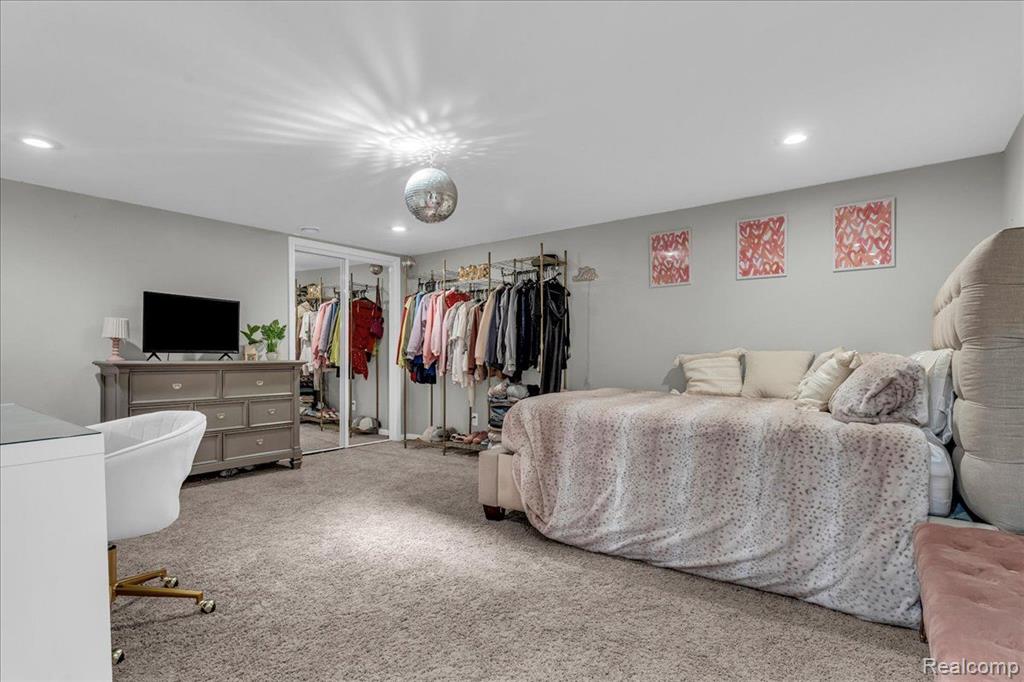 6115 GRATIOT Avenue, St. Clair, MI 48079 — Photo 44