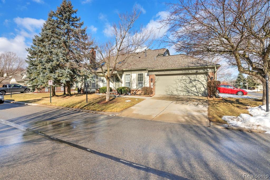 41679 WILD TURKEY Lane, 136, Canton, MI 48188 — Photo 24